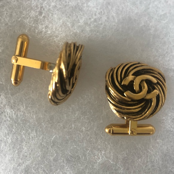 Chanel Cufflinks - Picture 3 of 4